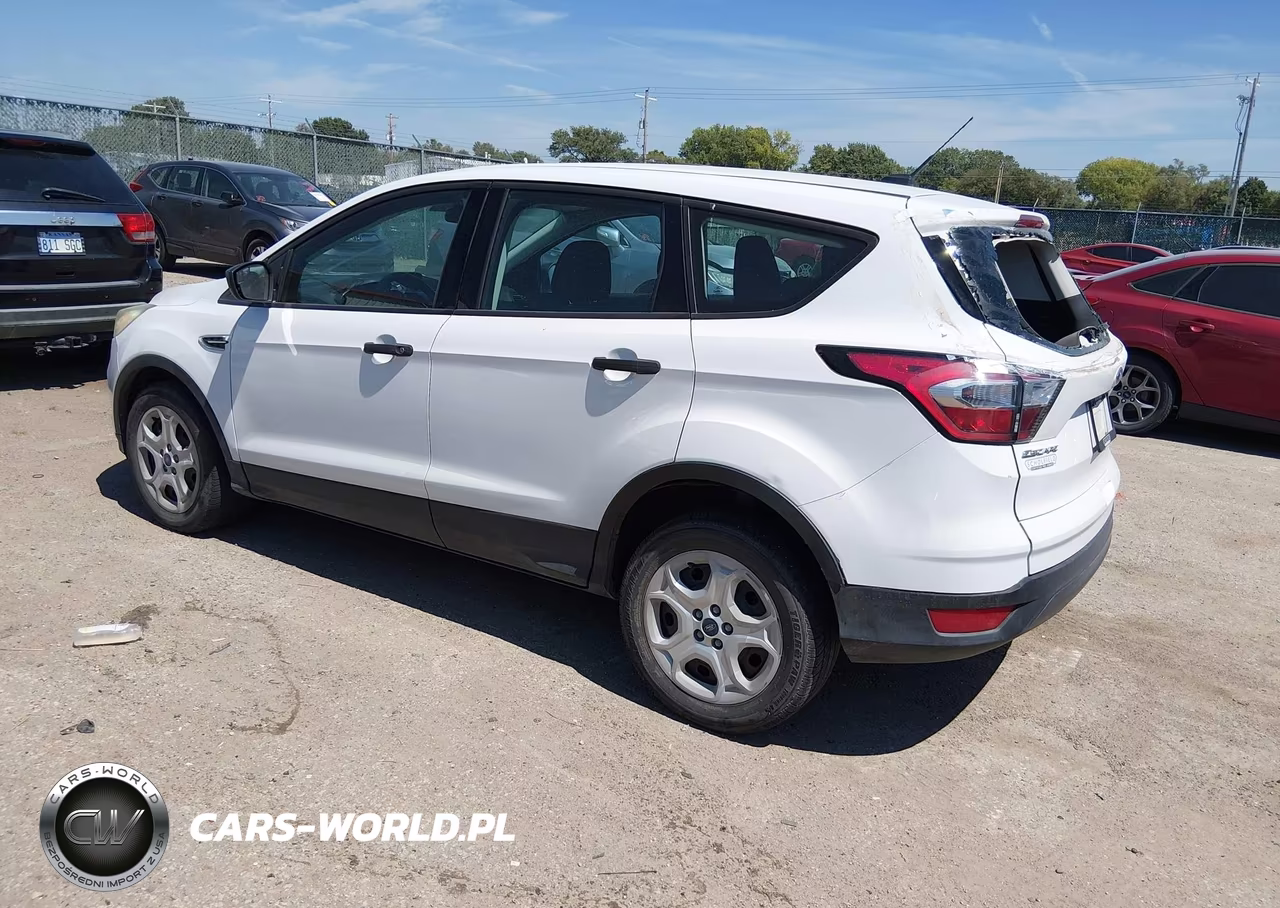 2017 Ford Escape S VIN:1FMCU0F70HUA14079 - 3