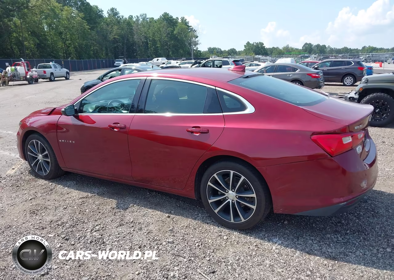 2017 Chevrolet Malibu Lt VIN:1G1ZE5STXHF290939 - 3