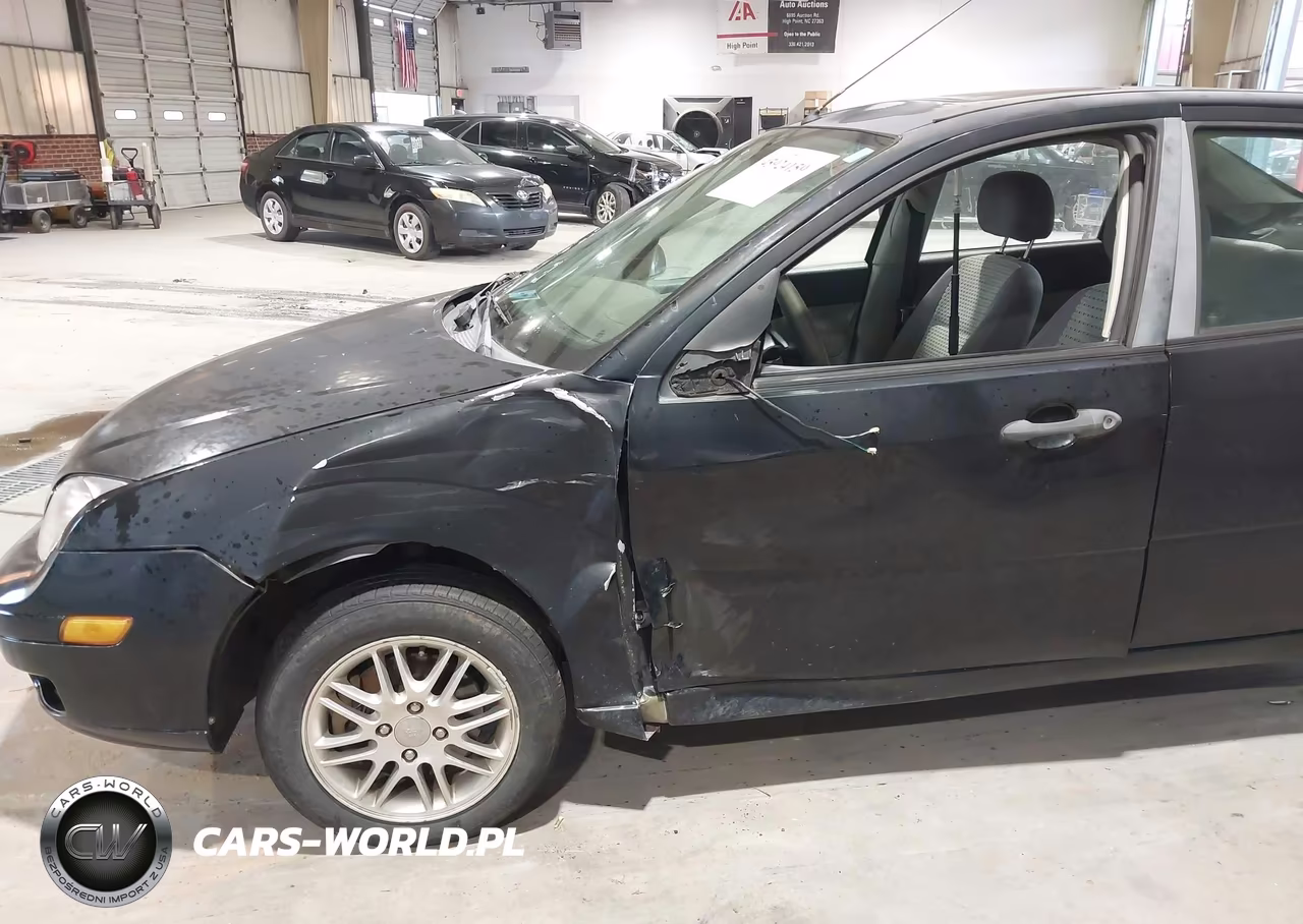 2007 Ford Focus S-Se-Ses VIN:1FAFP34NX7W356997 - 6