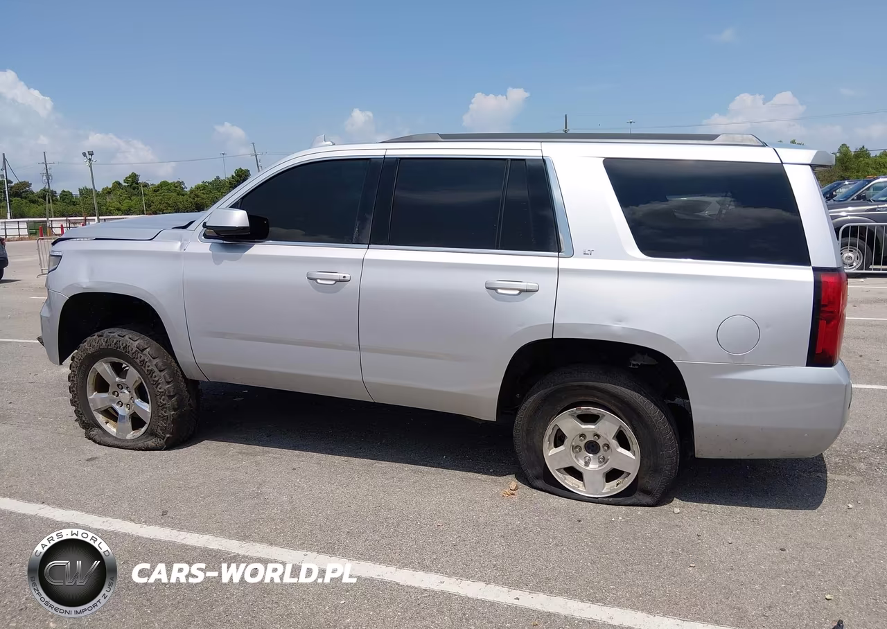 2015 Chevrolet Tahoe Lt VIN:1GNSCBKC8FR509929 - 14