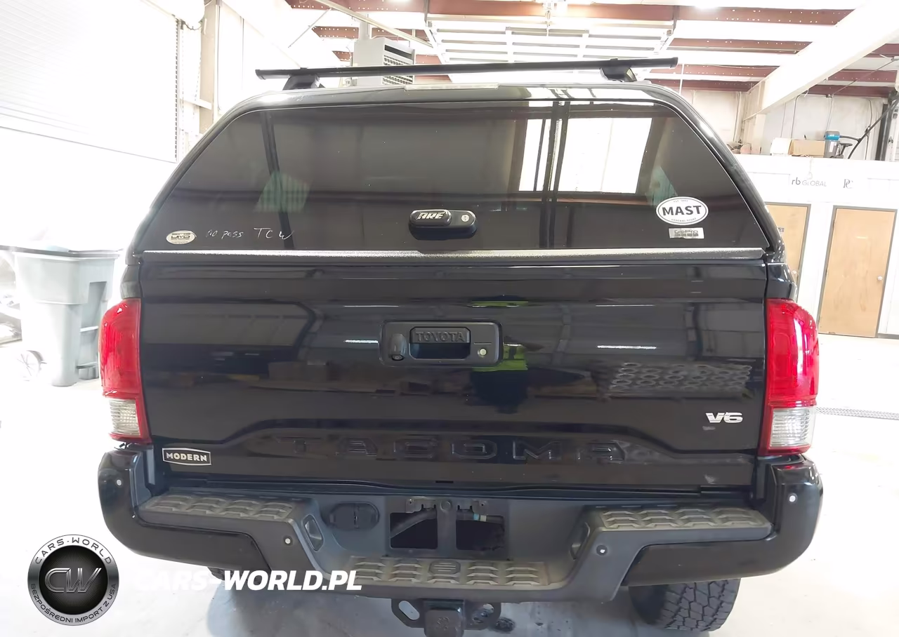 2017 Toyota Tacoma Trd Off Road VIN:5TFCZ5AN2HX058494 - 16
