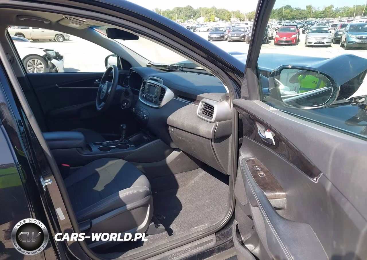 2018 Kia Sorento 3.3L Lx VIN:5XYPGDA50JG425922 - 5
