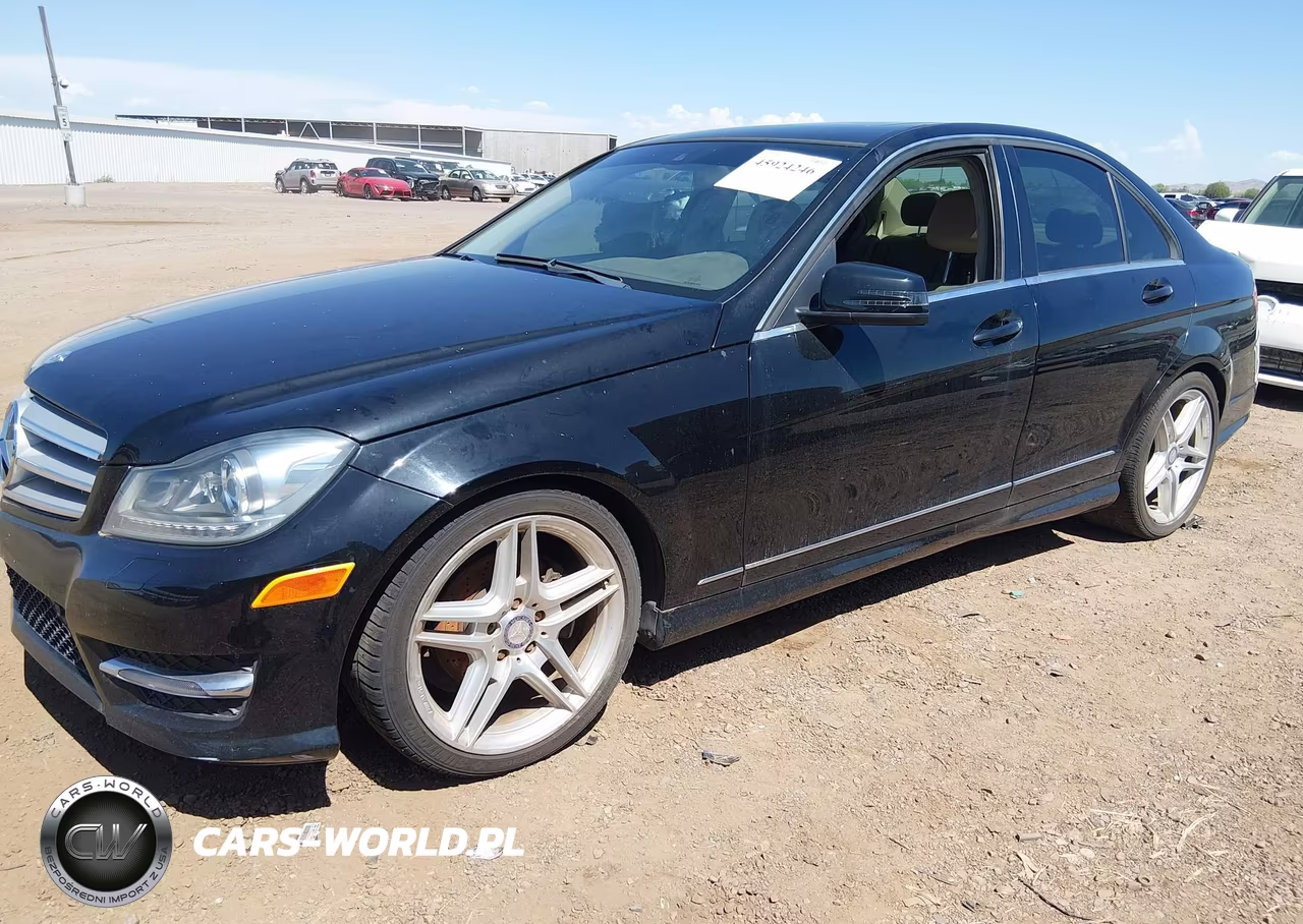 2013 Mercedes-Benz C 250 Sport VIN:WDDGF4HB7DA808863 - 2