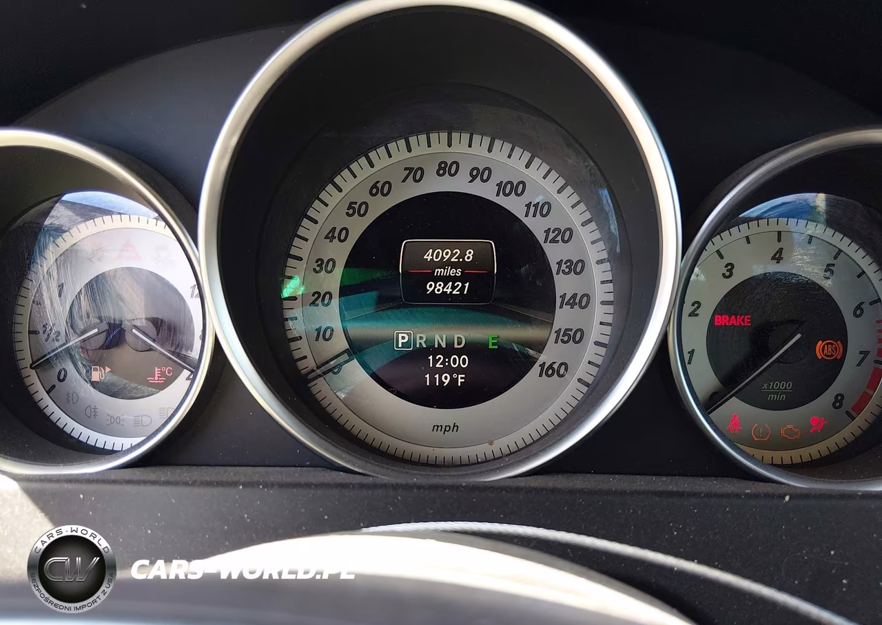2013 Mercedes-Benz C 250 Sport VIN:WDDGF4HB7DA808863 - 7