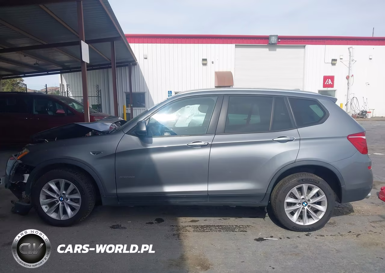 2017 BMW X3 xDrive28I VIN:5UXWX9C34H0W71939 - 13