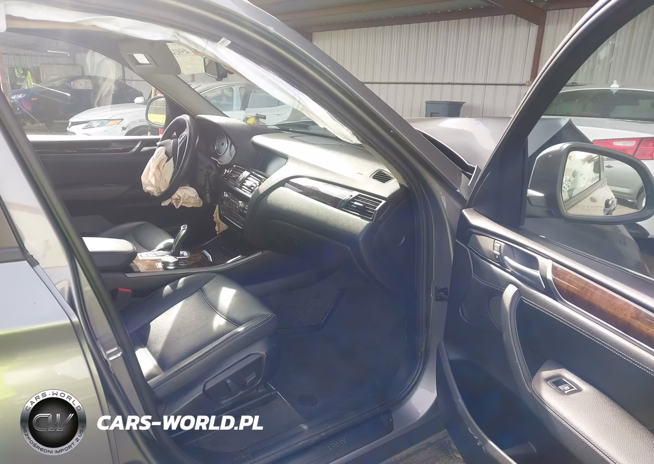2017 BMW X3 xDrive28I VIN:5UXWX9C34H0W71939 - 5