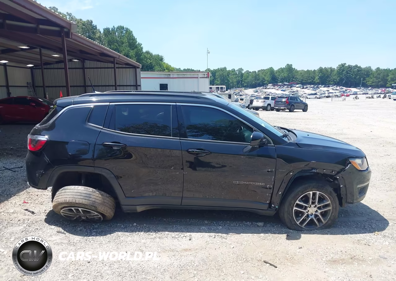 2019 Jeep Compass Latitude 4X4 VIN:3C4NJDBB1KT760923 - 13
