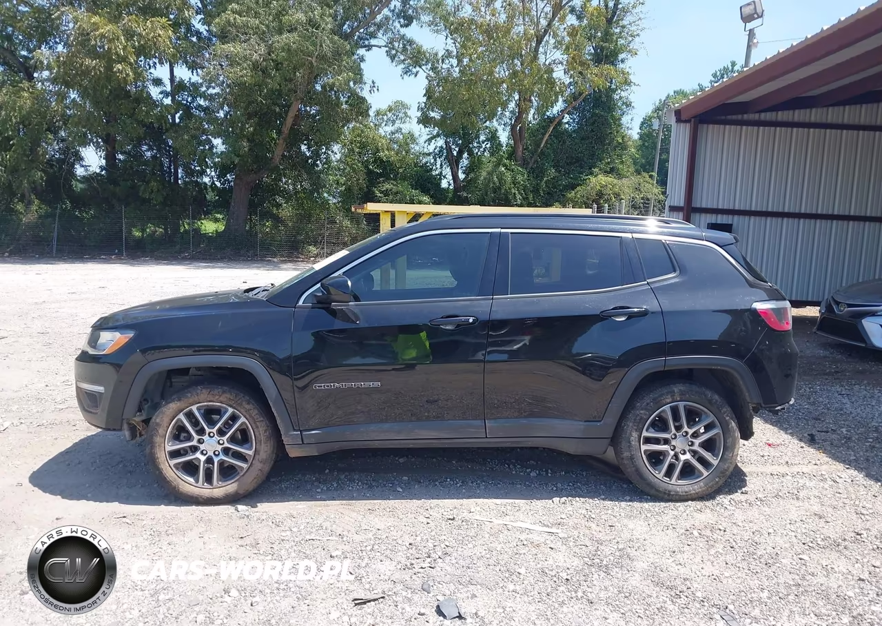 2019 Jeep Compass Latitude 4X4 VIN:3C4NJDBB1KT760923 - 14