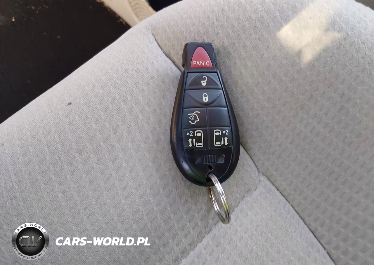 2016 Dodge Grand Caravan Sxt VIN:2C4RDGCG0GR196860 - 11