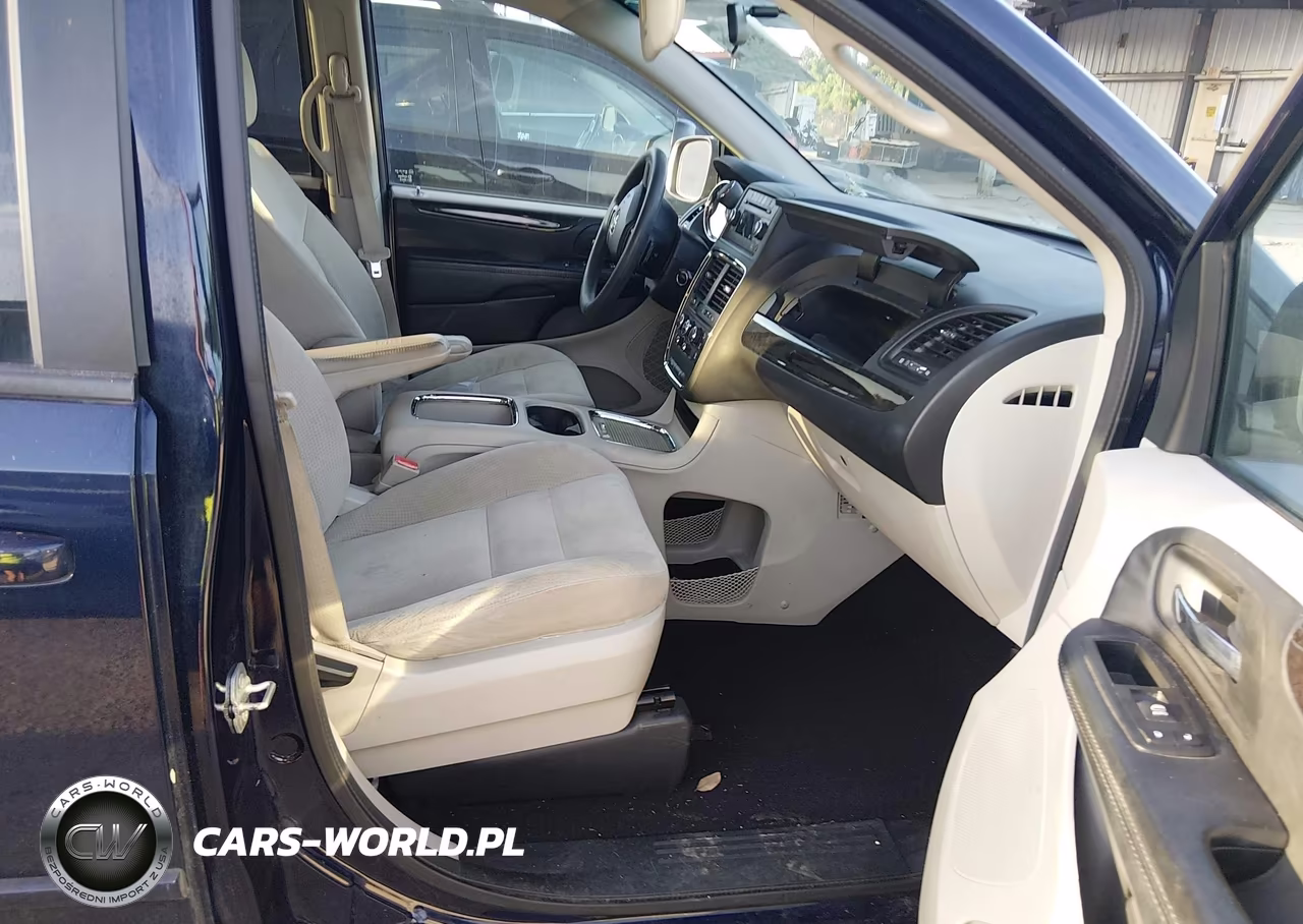 2016 Dodge Grand Caravan Sxt VIN:2C4RDGCG0GR196860 - 5