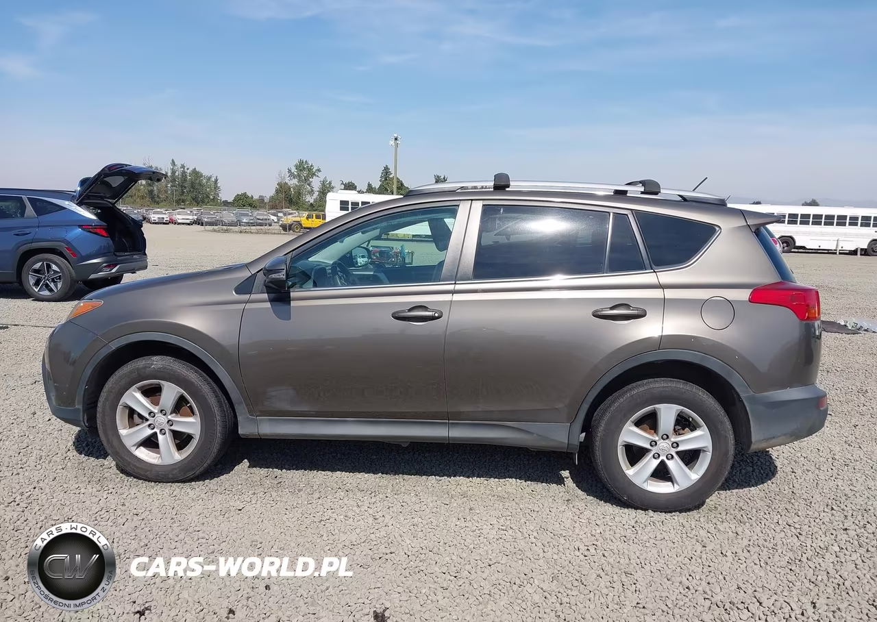 2013 Toyota Rav4 Xle VIN:2T3RFREV5DW033950 - 14