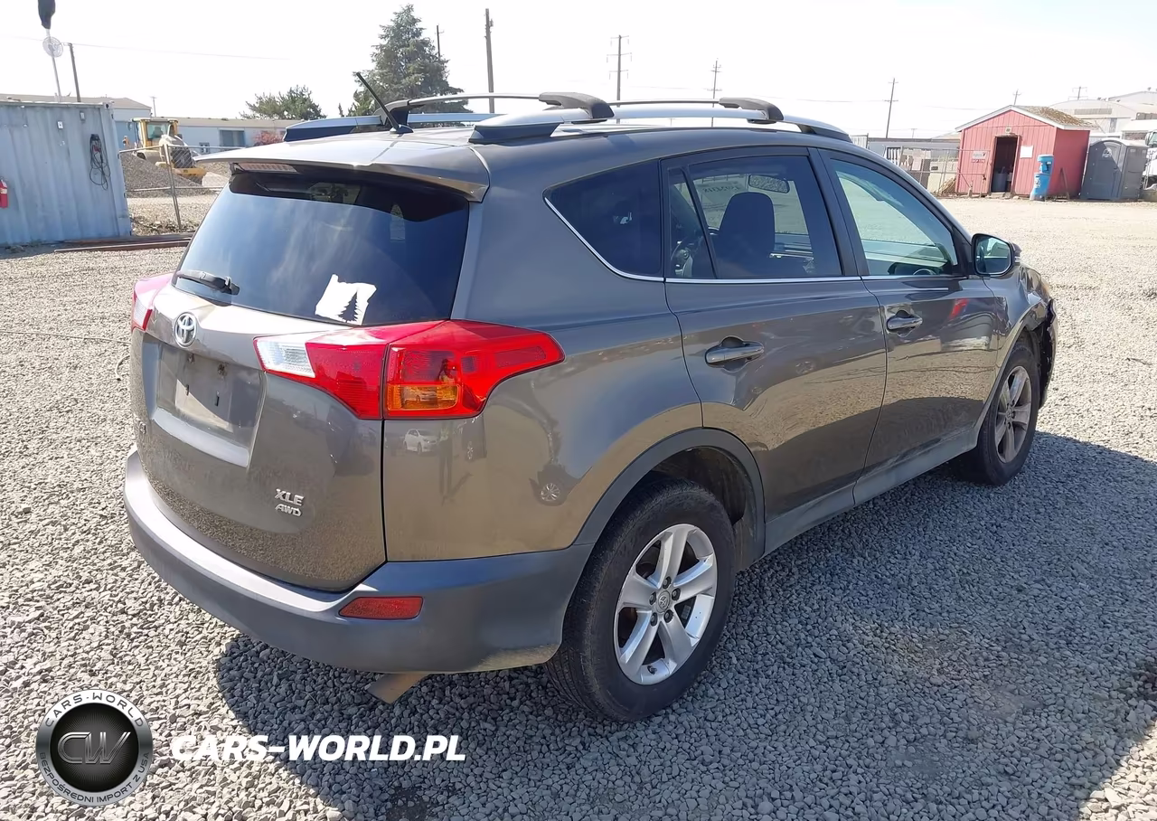 2013 Toyota Rav4 Xle VIN:2T3RFREV5DW033950 - 4