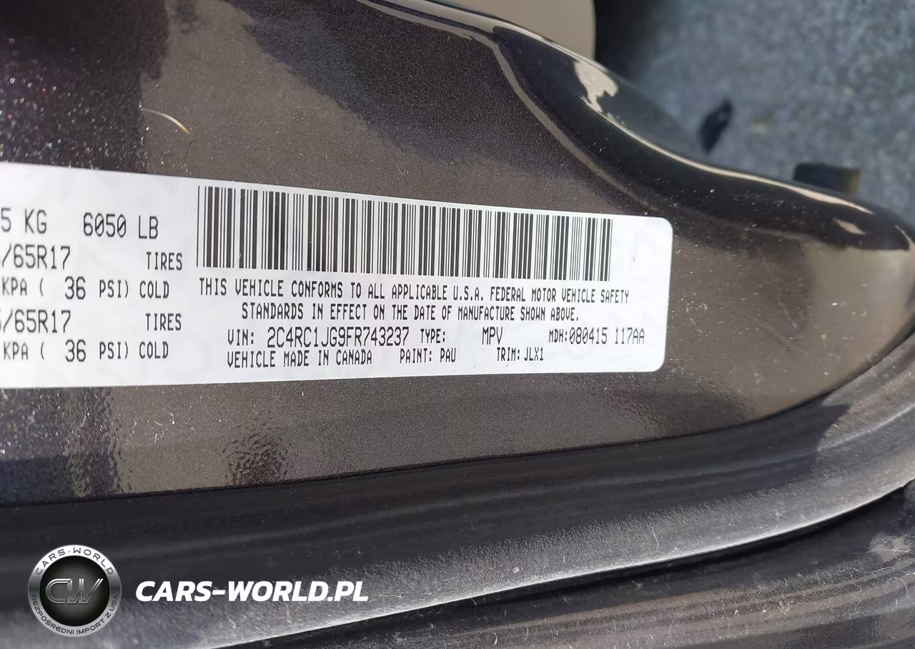 2015 Chrysler Town & Country Limited VIN:2C4RC1JG9FR743237 - 9
