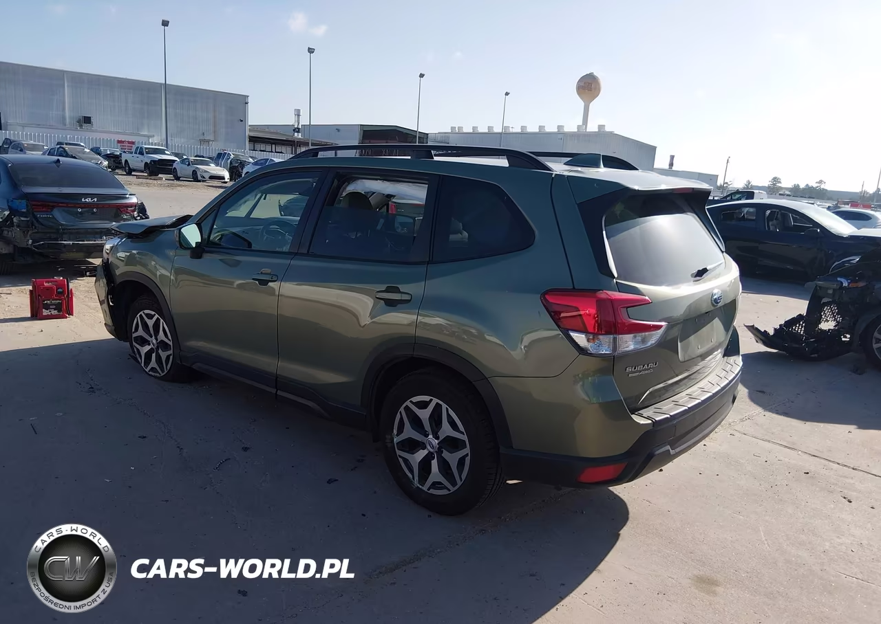 2021 Subaru Forester Premium VIN:JF2SKAJCXMH436459 - 3
