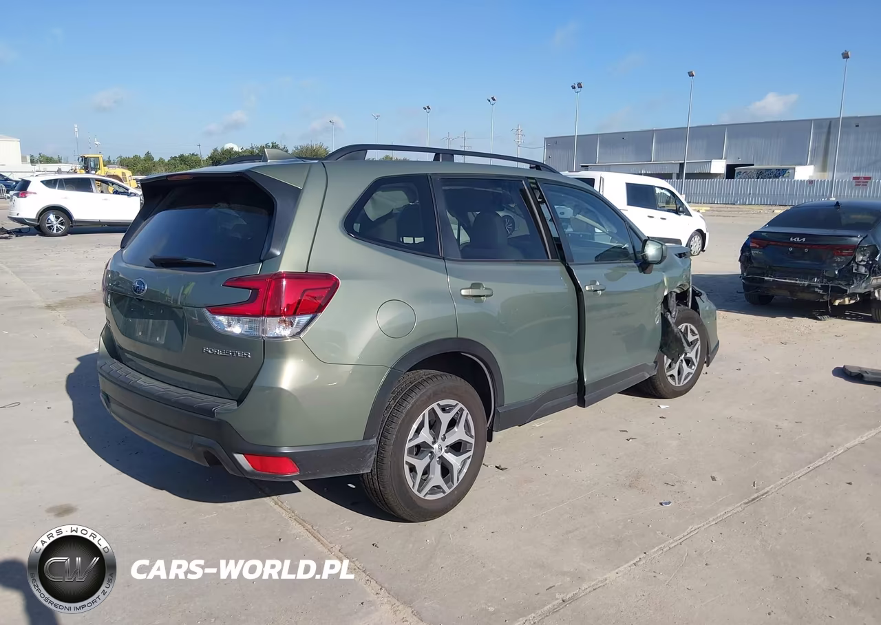 2021 Subaru Forester Premium VIN:JF2SKAJCXMH436459 - 4
