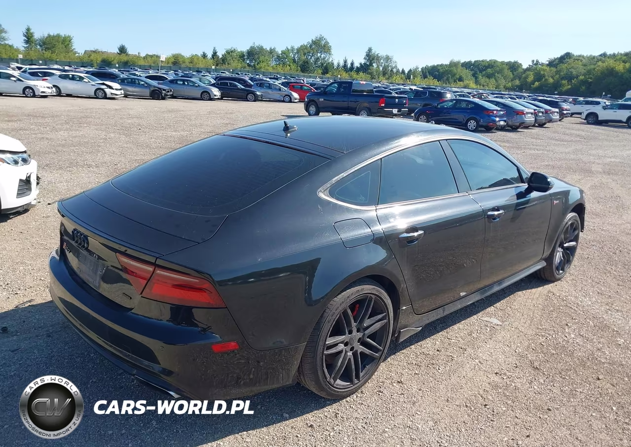 2016 Audi A7 3.0T Premium Plus VIN:WAUWGAFC7GN010077 - 4