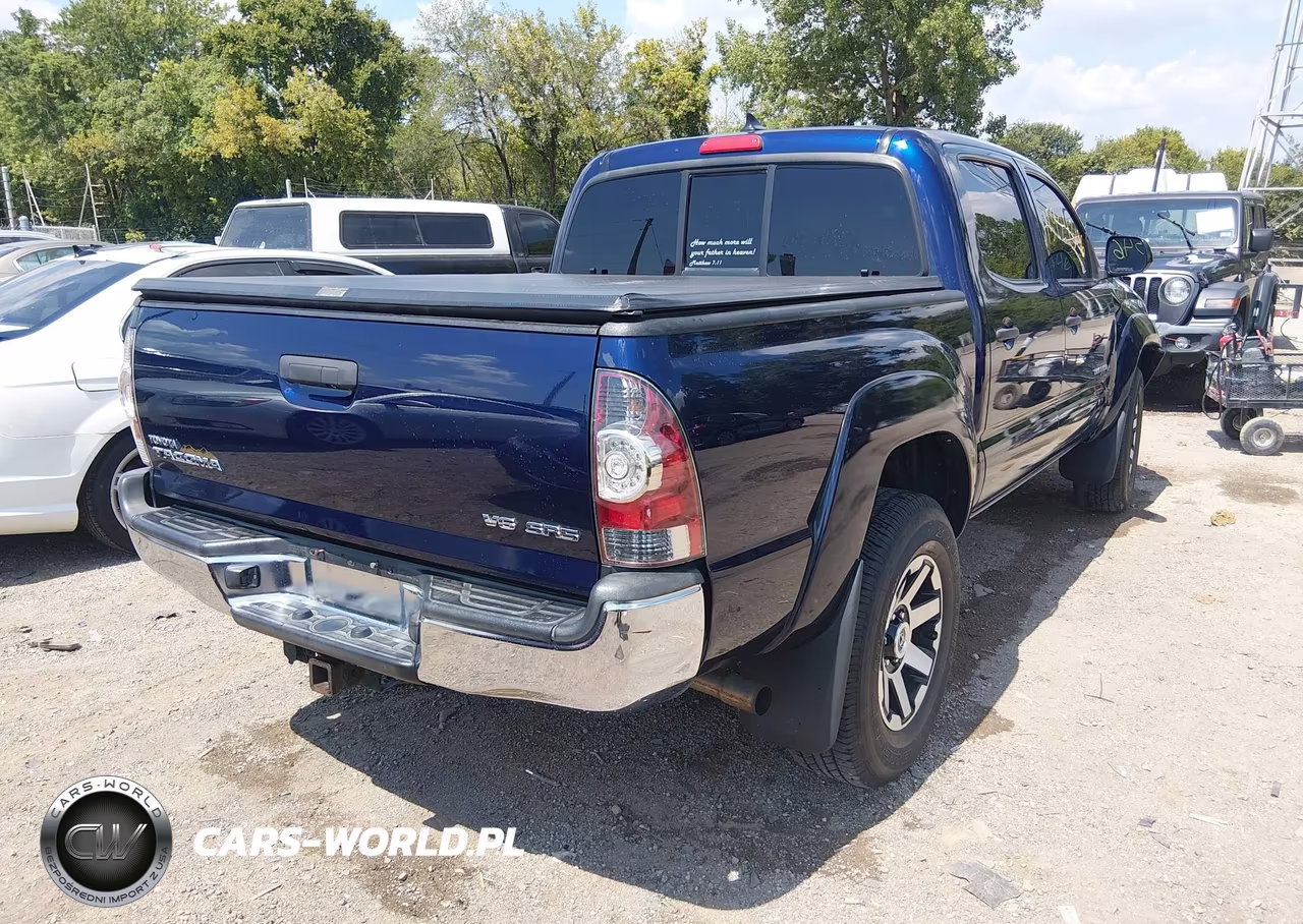 2012 Toyota Tacoma Base V6 VIN:3TMLU4EN5CM097808 - 4