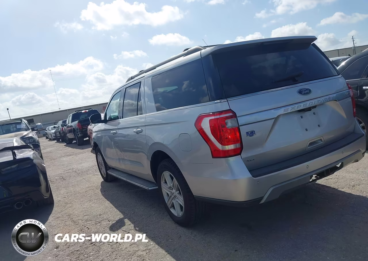 2018 Ford Expedition Max Xlt VIN:1FMJK1HT8JEA70266 - 3