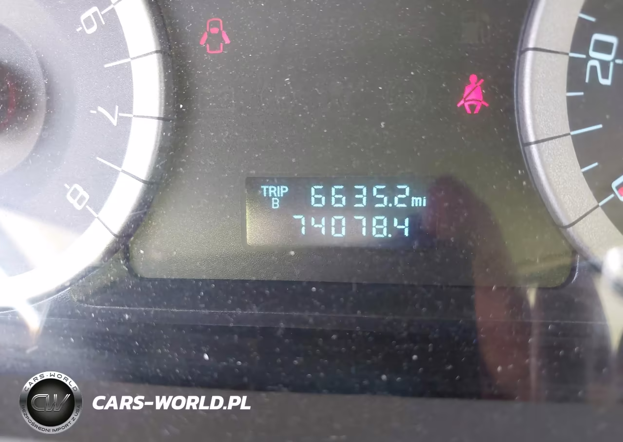 2010 Ford Escape Xls VIN:1FMCU0C74AKC48957 - 15