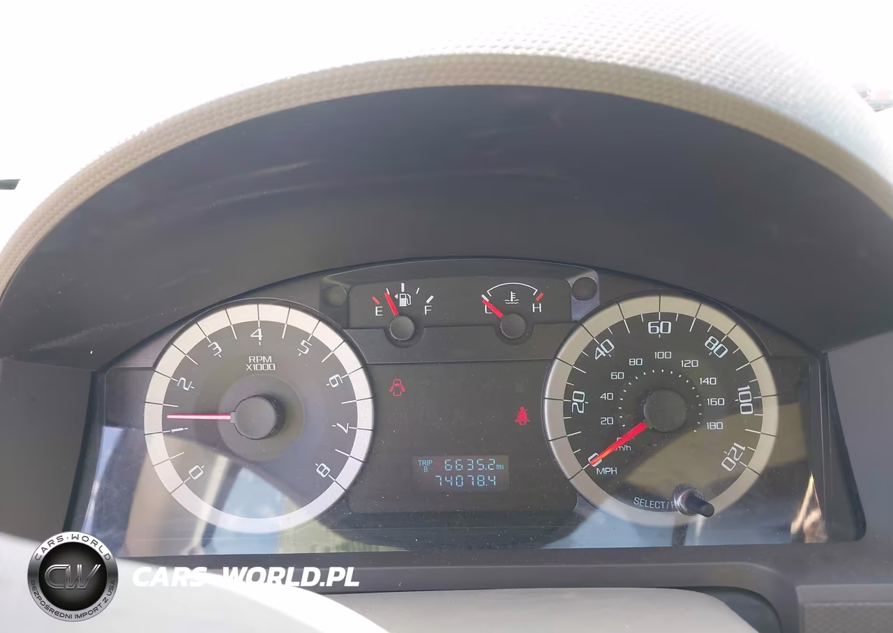 2010 Ford Escape Xls VIN:1FMCU0C74AKC48957 - 7