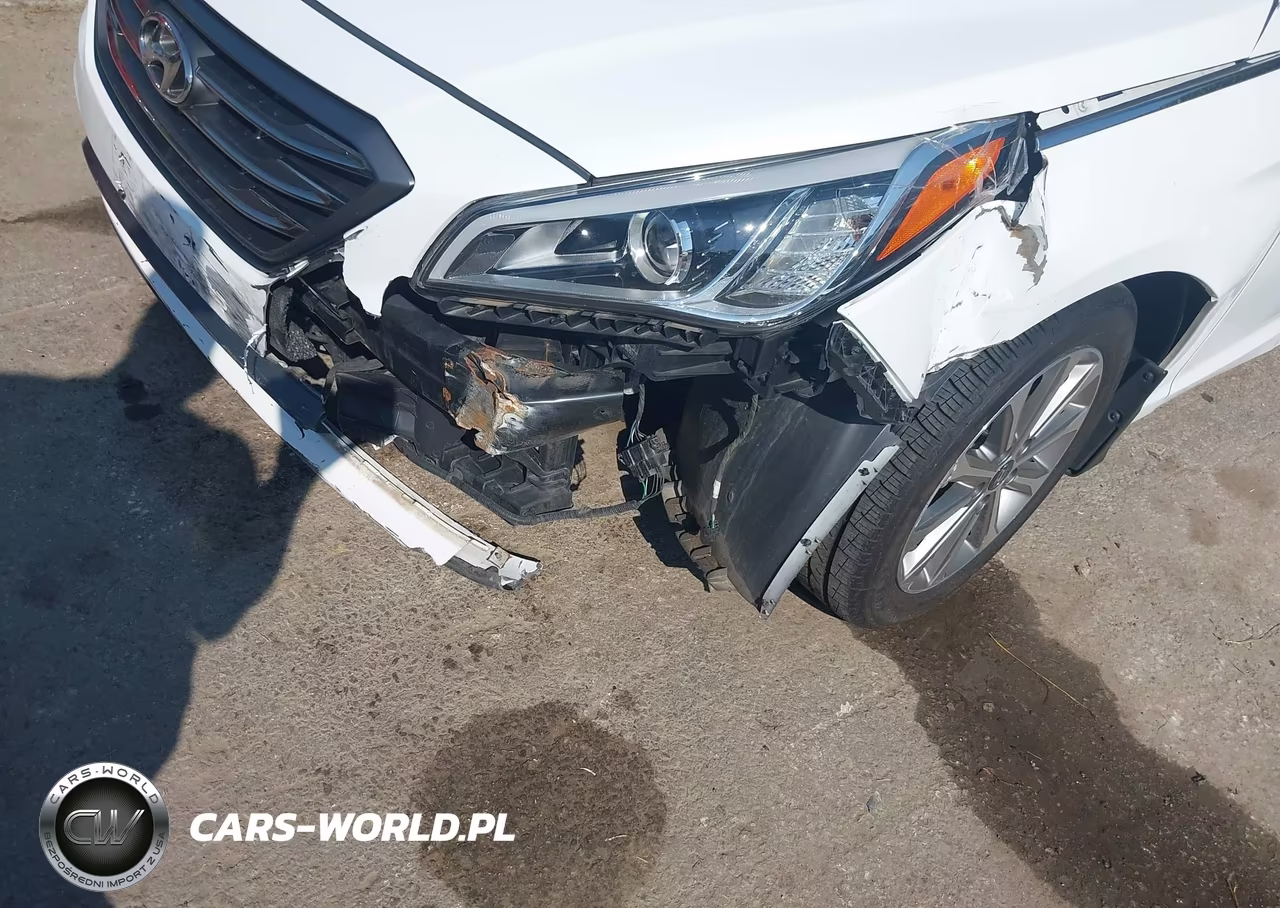 2016 Hyundai Sonata Limited VIN:5NPE34AF8GH368284 - 18