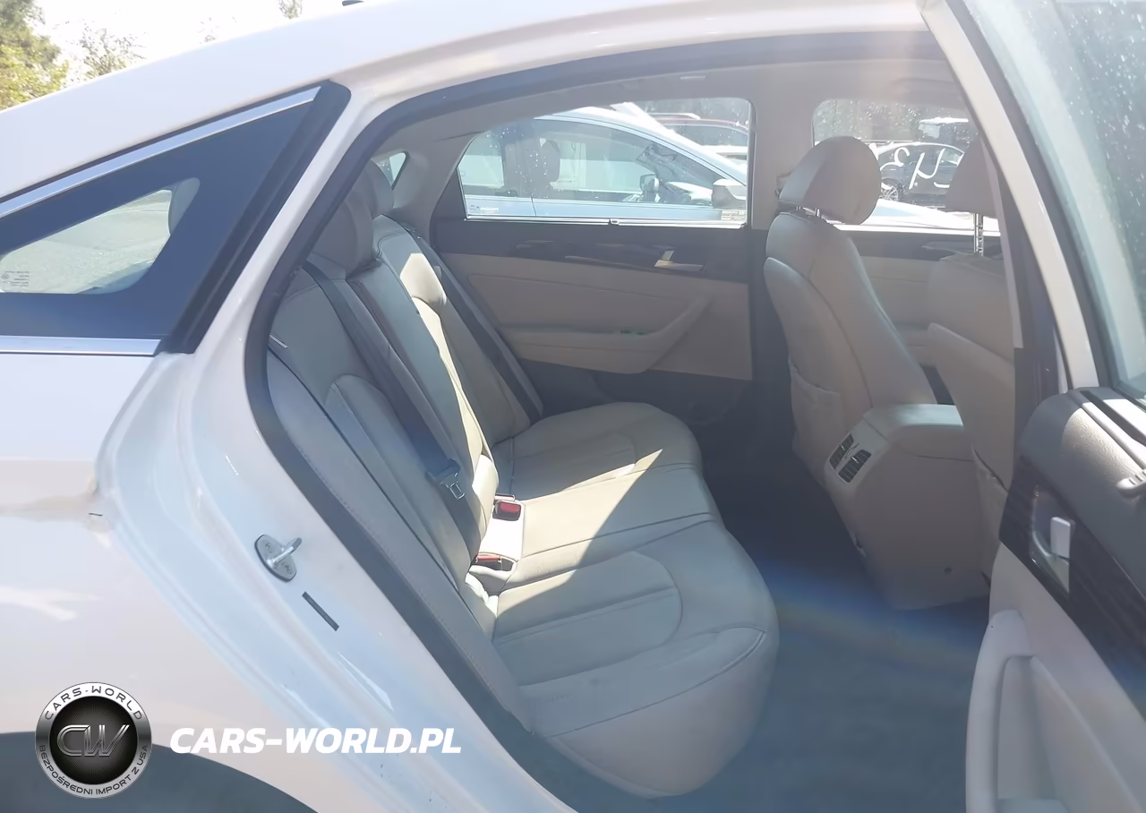 2016 Hyundai Sonata Limited VIN:5NPE34AF8GH368284 - 8