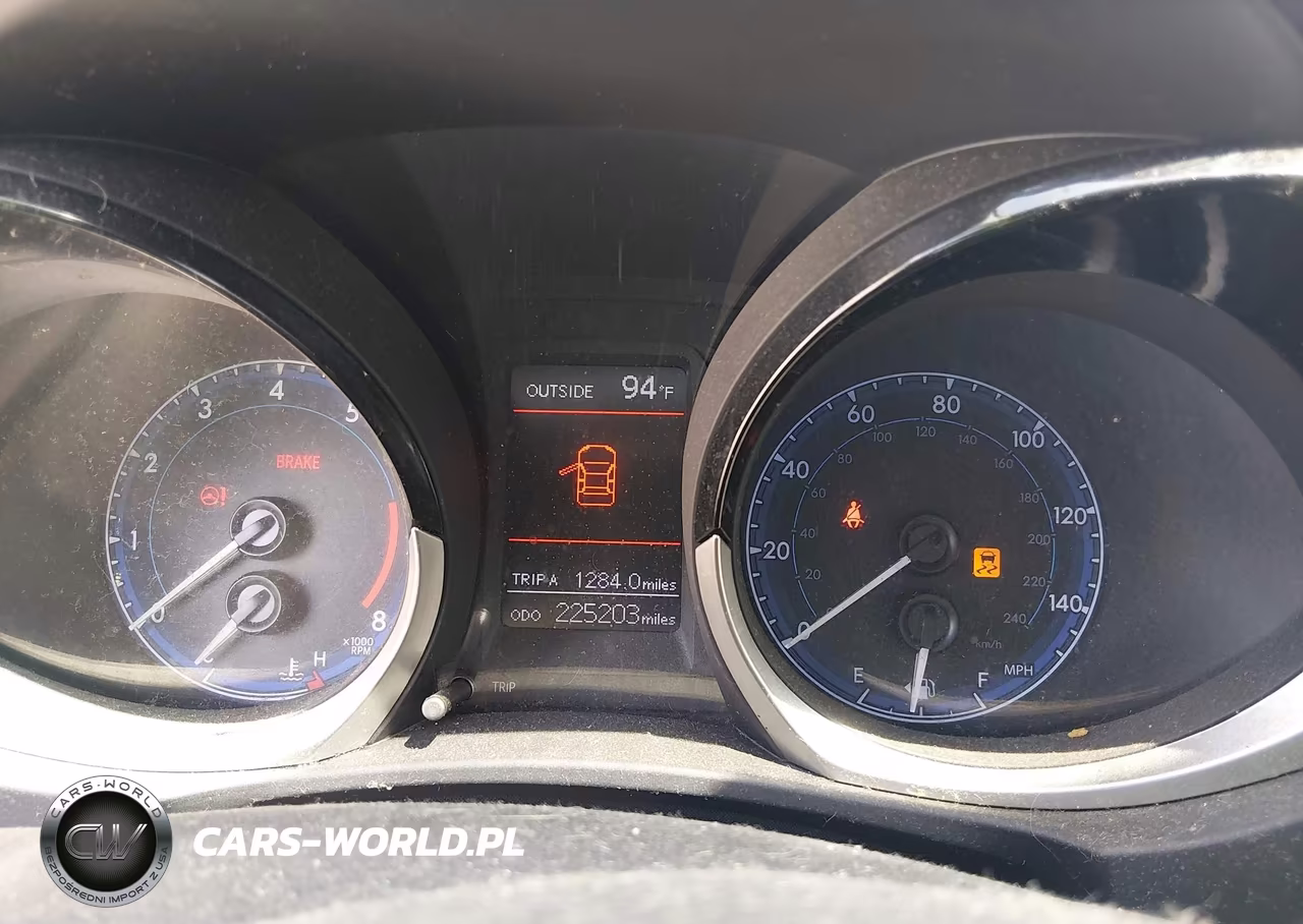 2014 Toyota Corolla S Plus VIN:5YFBURHE0EP174309 - 7