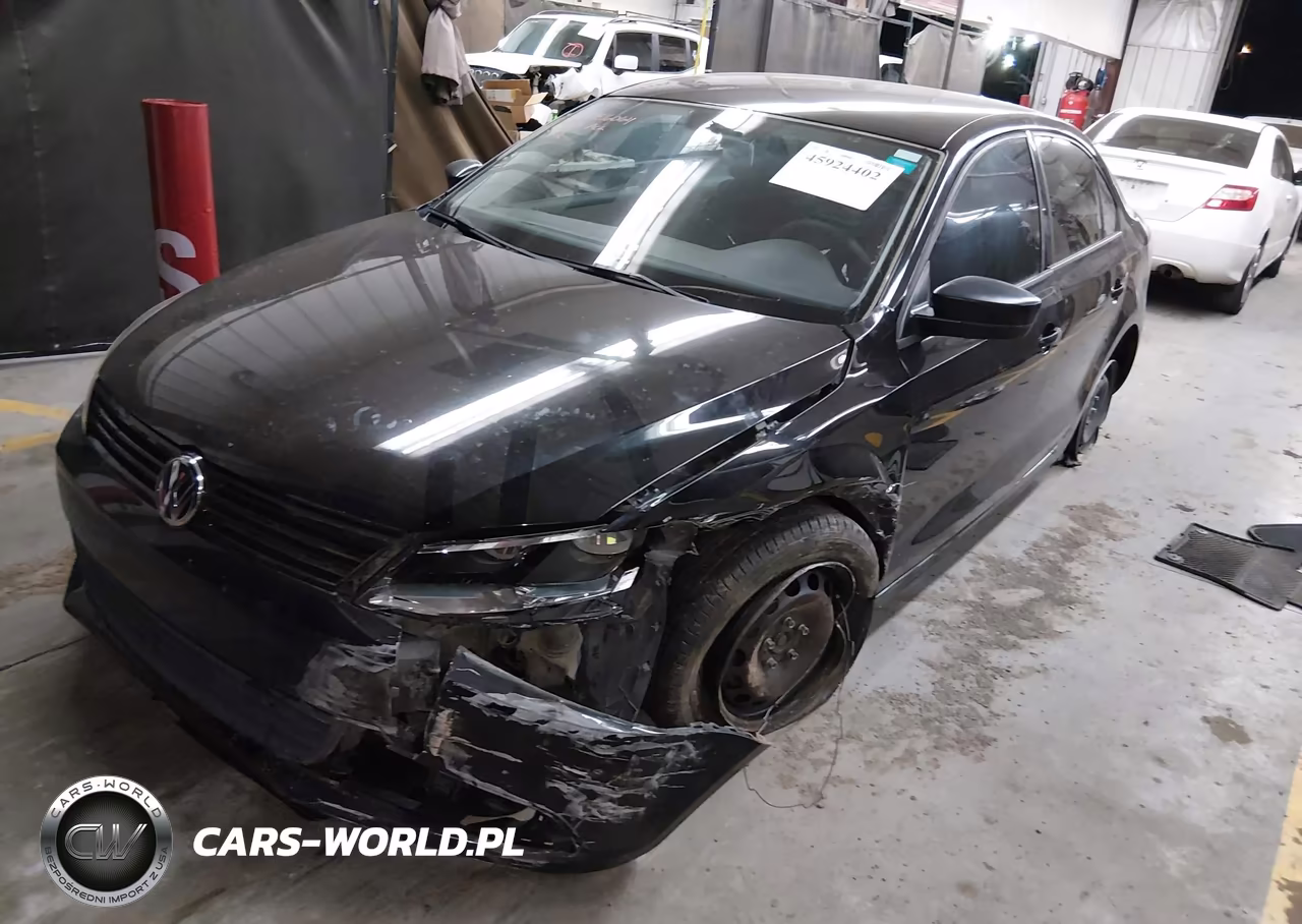2013 Volkswagen Jetta 2.0L S VIN:3VW2K7AJ7DM382062 - 2