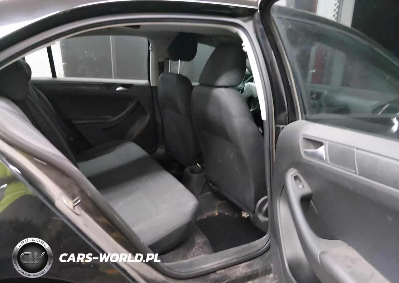 2013 Volkswagen Jetta 2.0L S VIN:3VW2K7AJ7DM382062 - 8