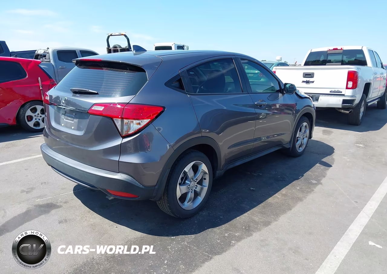 2022 Honda Hr-V 2Wd Lx VIN:3CZRU5H30NM744896 - 4
