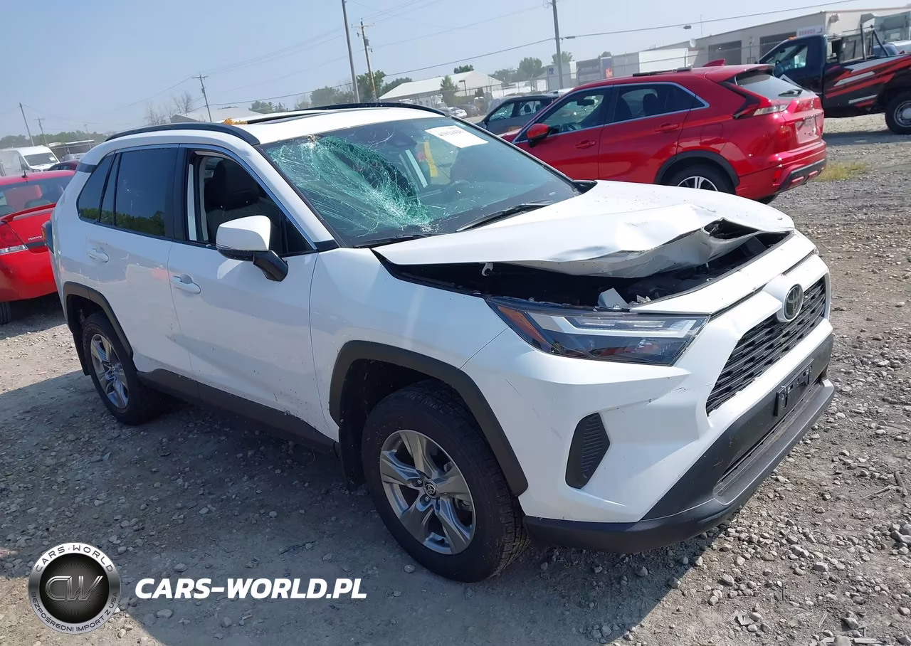 2025 Toyota Rav4 Xle – zdjęcie 1 z 17