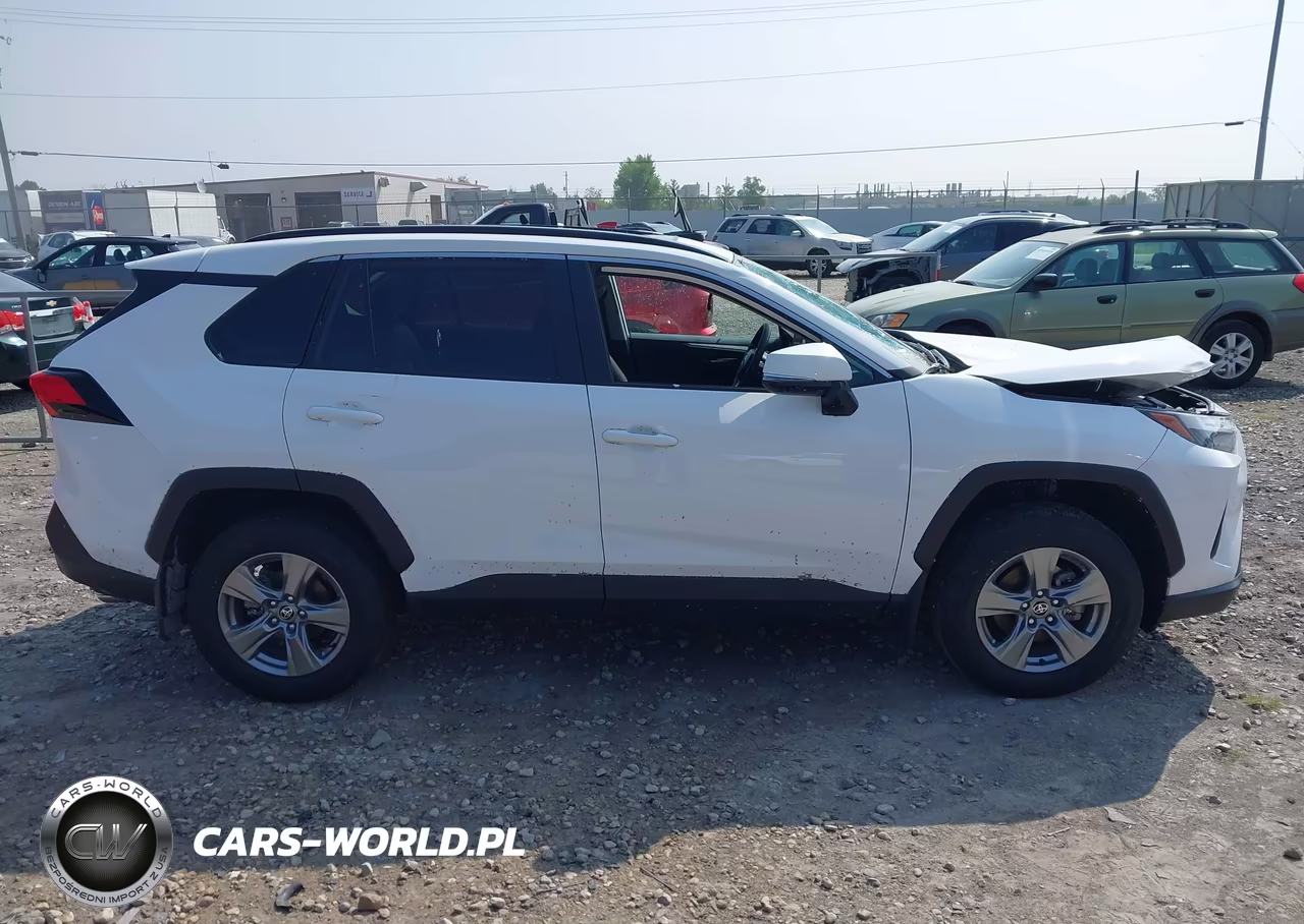2025 Toyota Rav4 Xle VIN:2T3P1RFV9SW581757 - 14