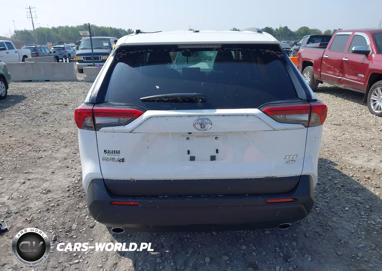 2025 Toyota Rav4 Xle VIN:2T3P1RFV9SW581757 - 17