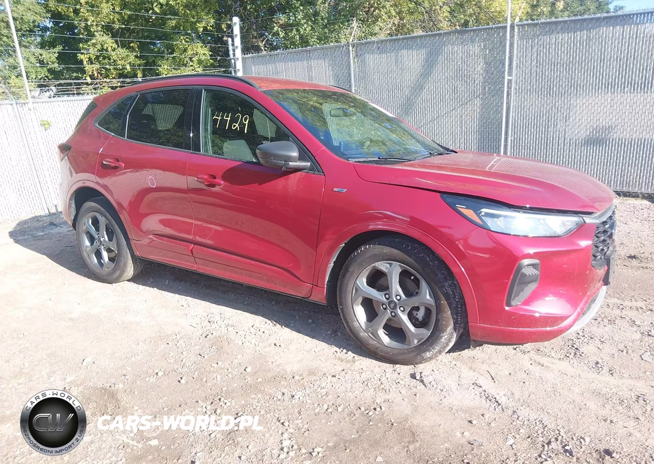 2023 Ford Escape St-Line