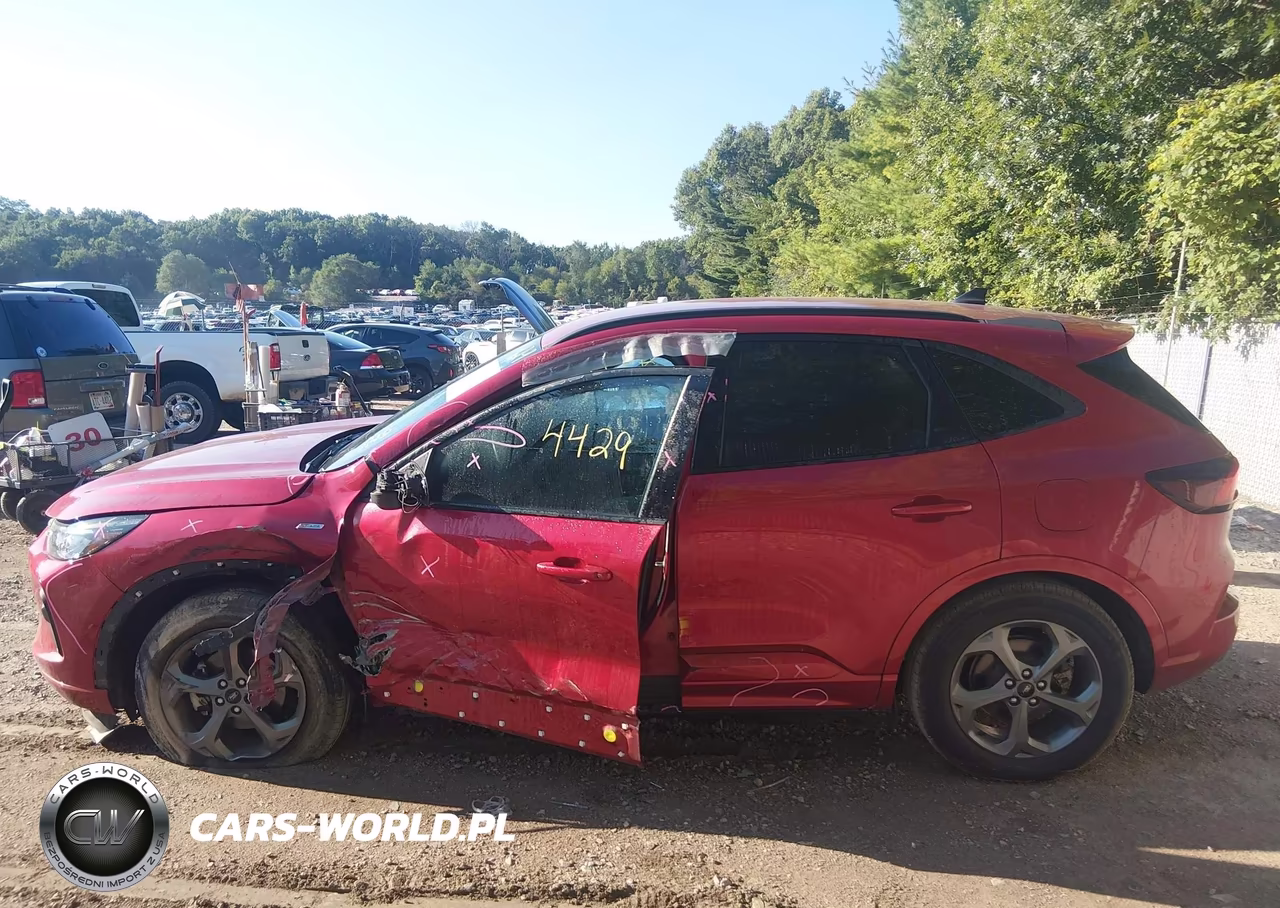 2023 Ford Escape St-Line VIN:1FMCU0MN7PUA52408 - 14