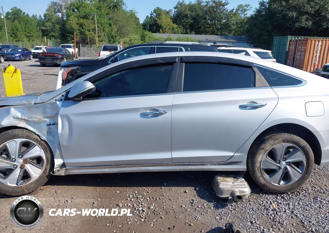 2017 Hyundai Sonata Hybrid Limited VIN:KMHE34L33HA063265 - 14