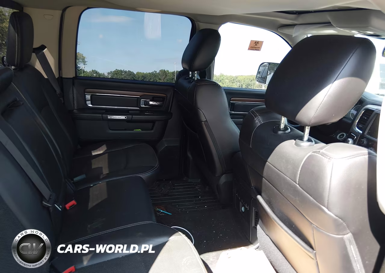 2017 Ram 1500 Laramie 4X4 5'7 Box VIN:1C6RR7NT4HS614288 - 8