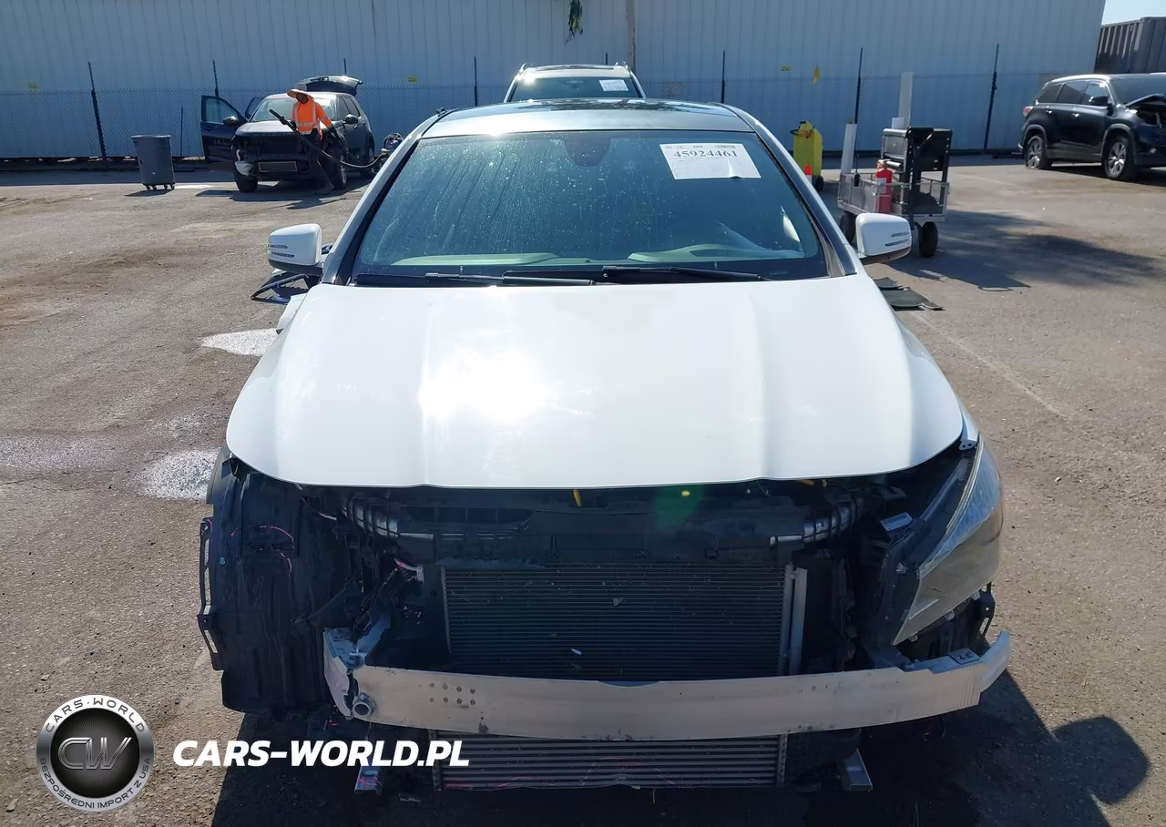2018 Mercedes-Benz Cla 250 VIN:WDDSJ4EB1JN655348 - 13