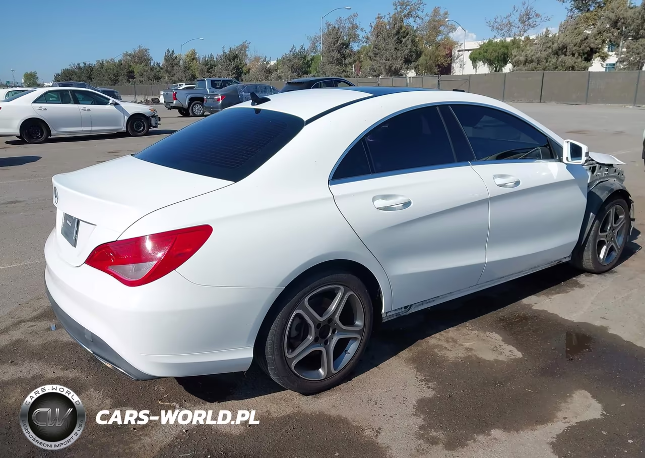 2018 Mercedes-Benz Cla 250 VIN:WDDSJ4EB1JN655348 - 4