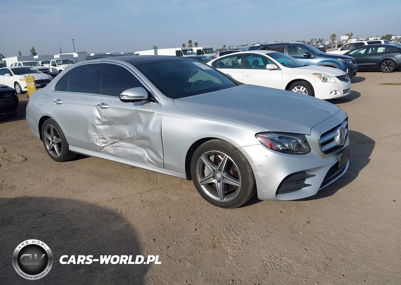 2017 Mercedes-Benz E 300 4Matic – zdjęcie 1 z 16