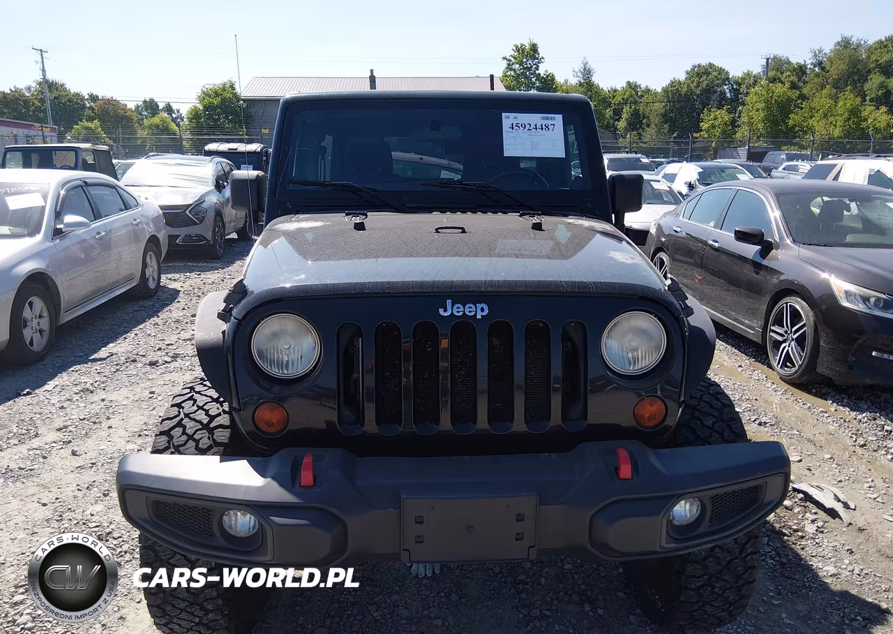 2012 Jeep Wrangler Unlimited Rubicon VIN:1C4BJWFG1CL261086 - 12