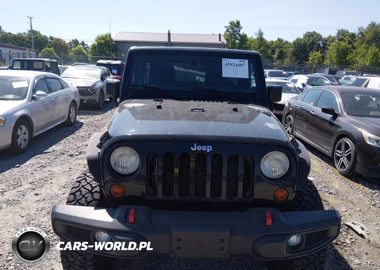 2012 Jeep Wrangler Unlimited Rubicon VIN:1C4BJWFG1CL261086 - 6
