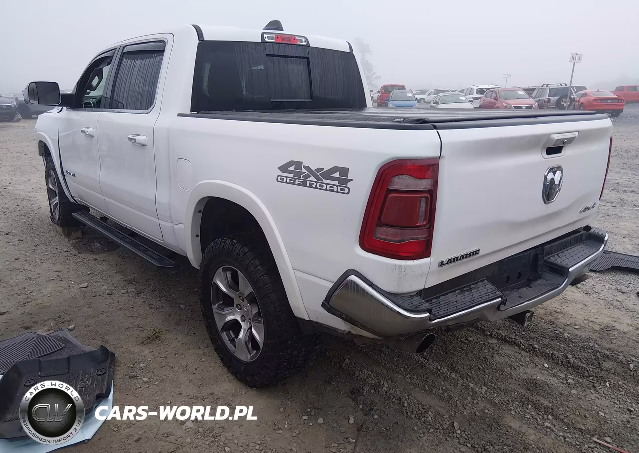 2020 Ram 1500 Laramie 4X4 5'7 Box VIN:1C6SRFJT0LN147864 - 3