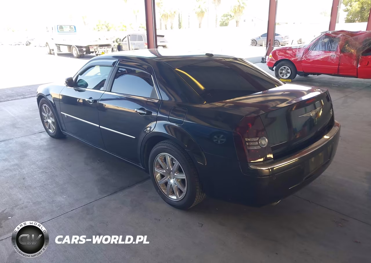 2010 Chrysler 300C Hemi VIN:2C3CA6CT8AH199898 - 3