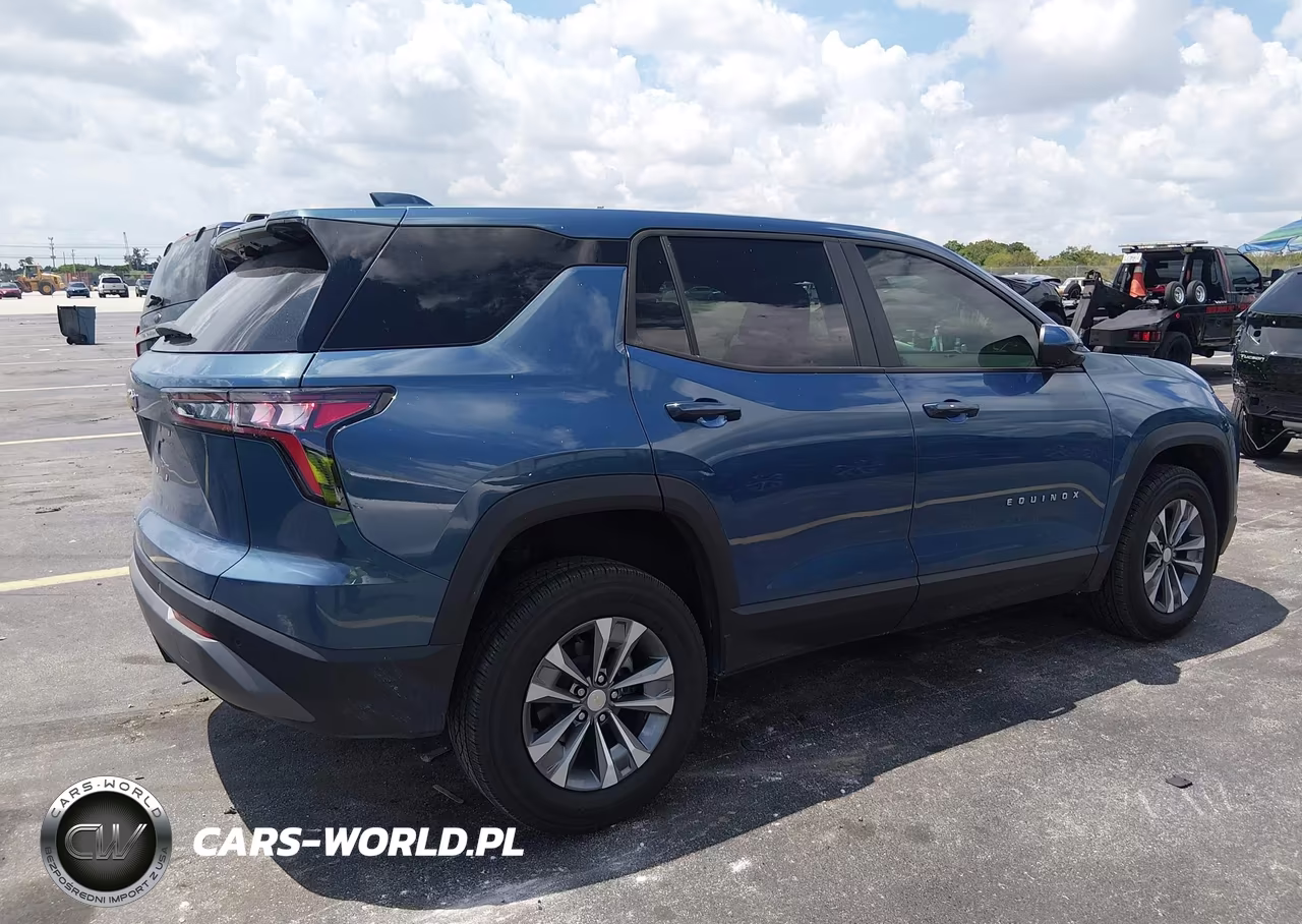 2026 Chevrolet Equinox Fwd Lt VIN:3GNAXHEG4TL516428 - 4