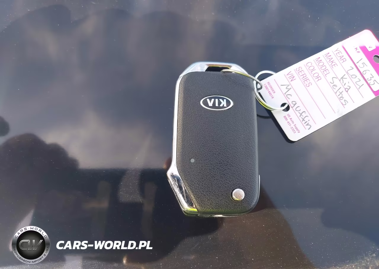 2021 Kia Seltos S VIN:KNDEU2AA8M7141781 - 11