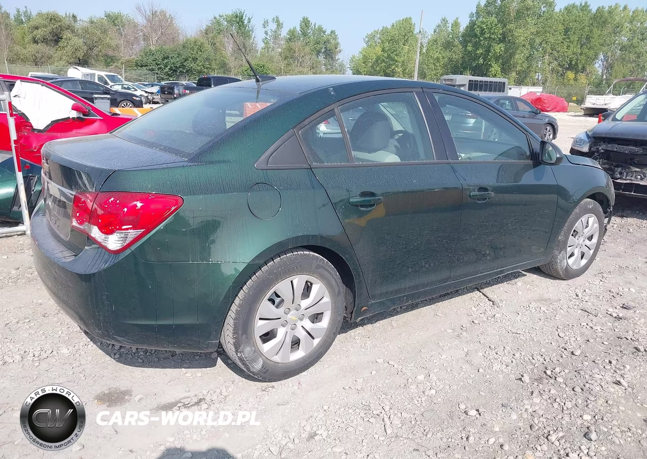 2014 Chevrolet Cruze Ls Auto VIN:1G1PA5SH8E7430636 - 4