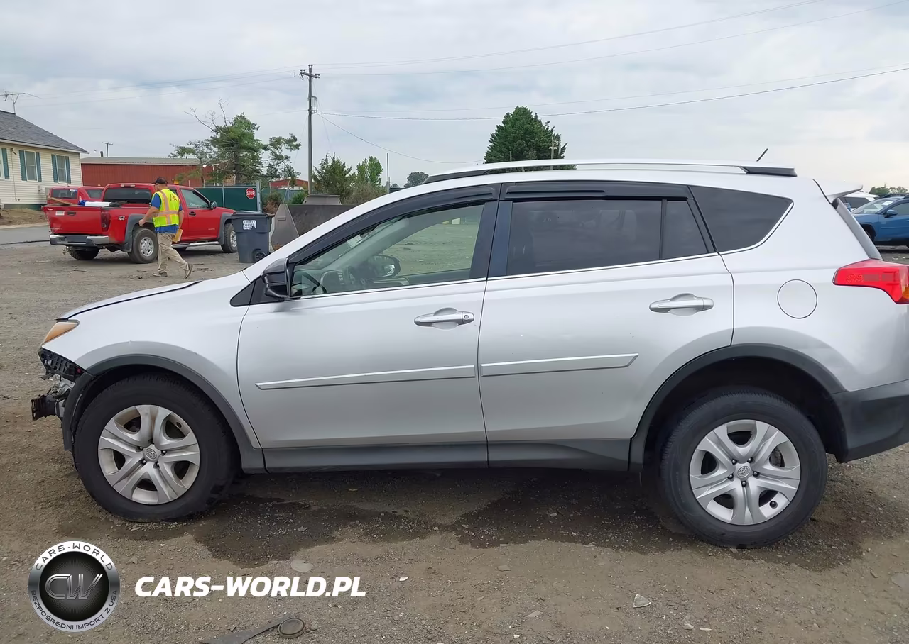 2015 Toyota Rav4 Le VIN:JTMBFREV3FD147253 - 15