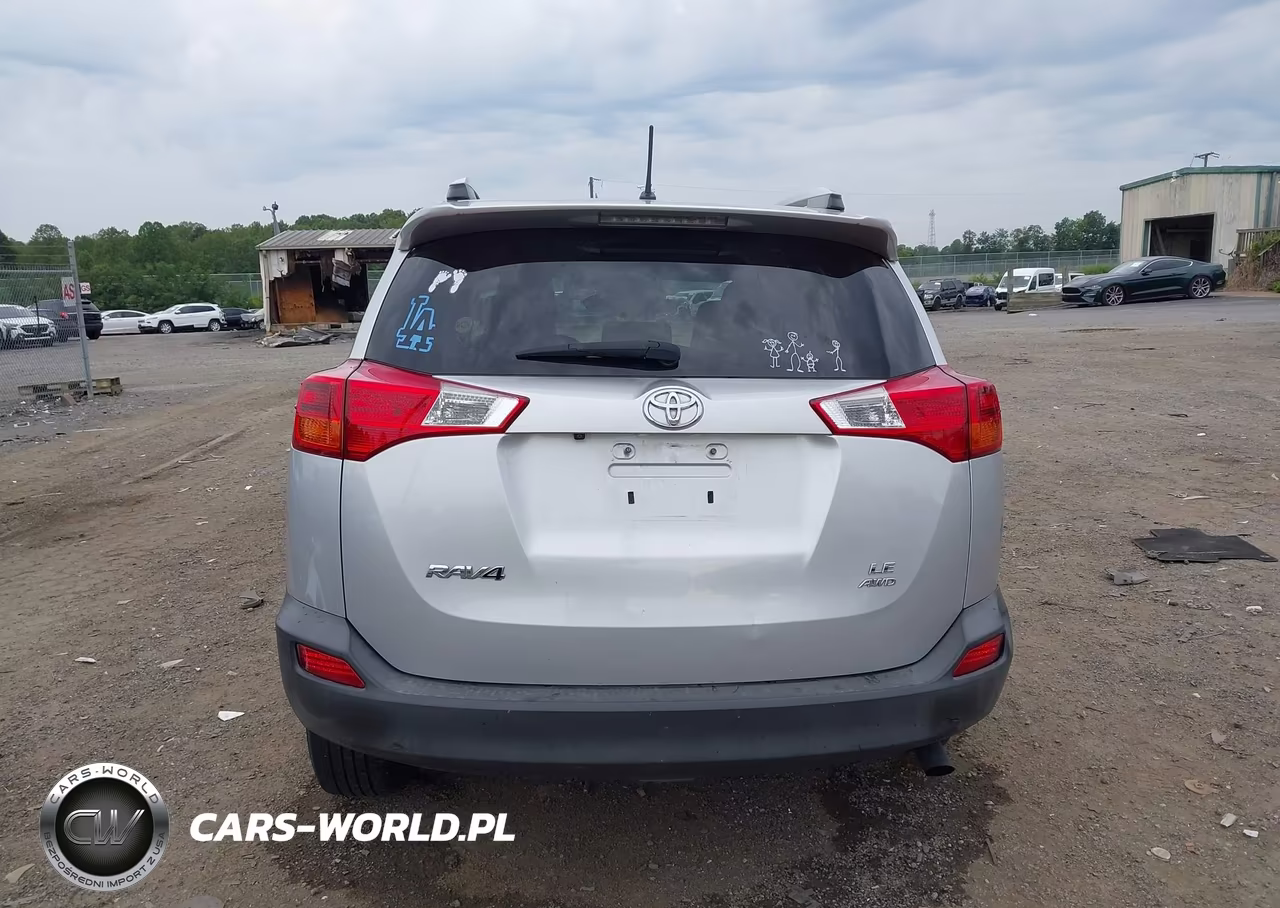 2015 Toyota Rav4 Le VIN:JTMBFREV3FD147253 - 17