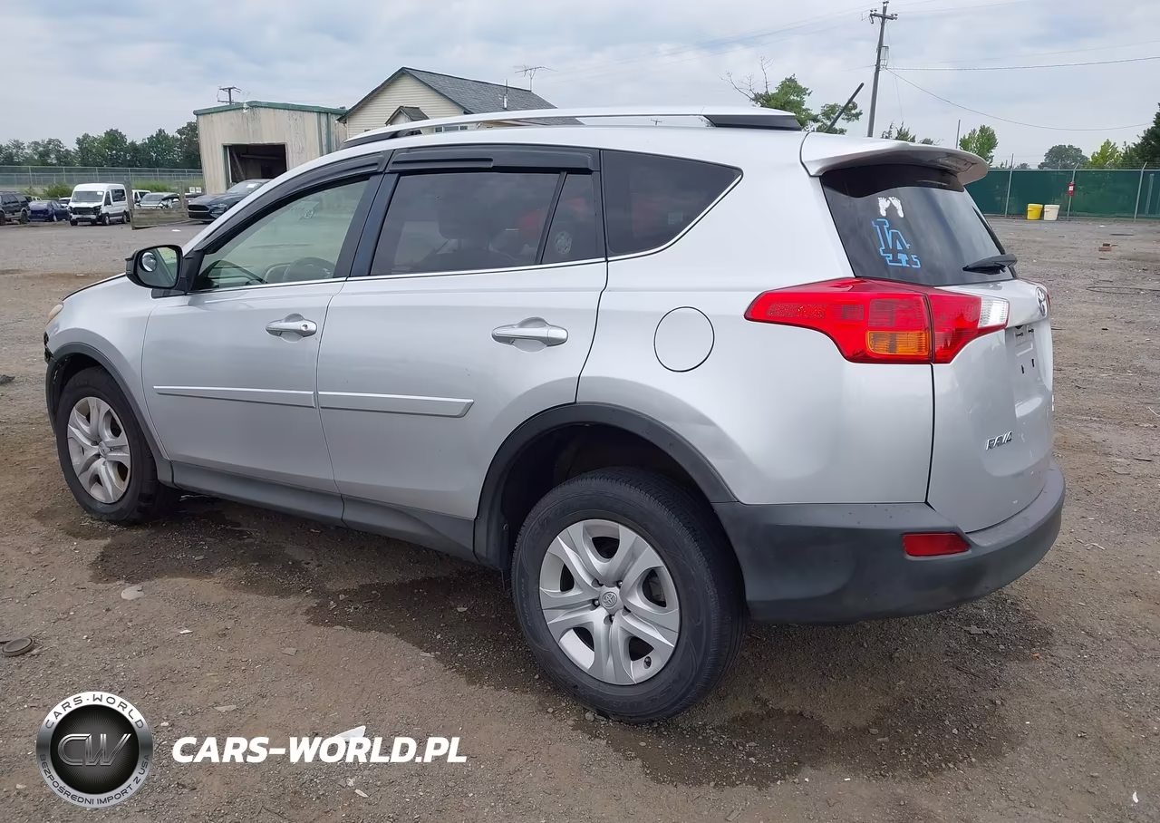 2015 Toyota Rav4 Le VIN:JTMBFREV3FD147253 - 3